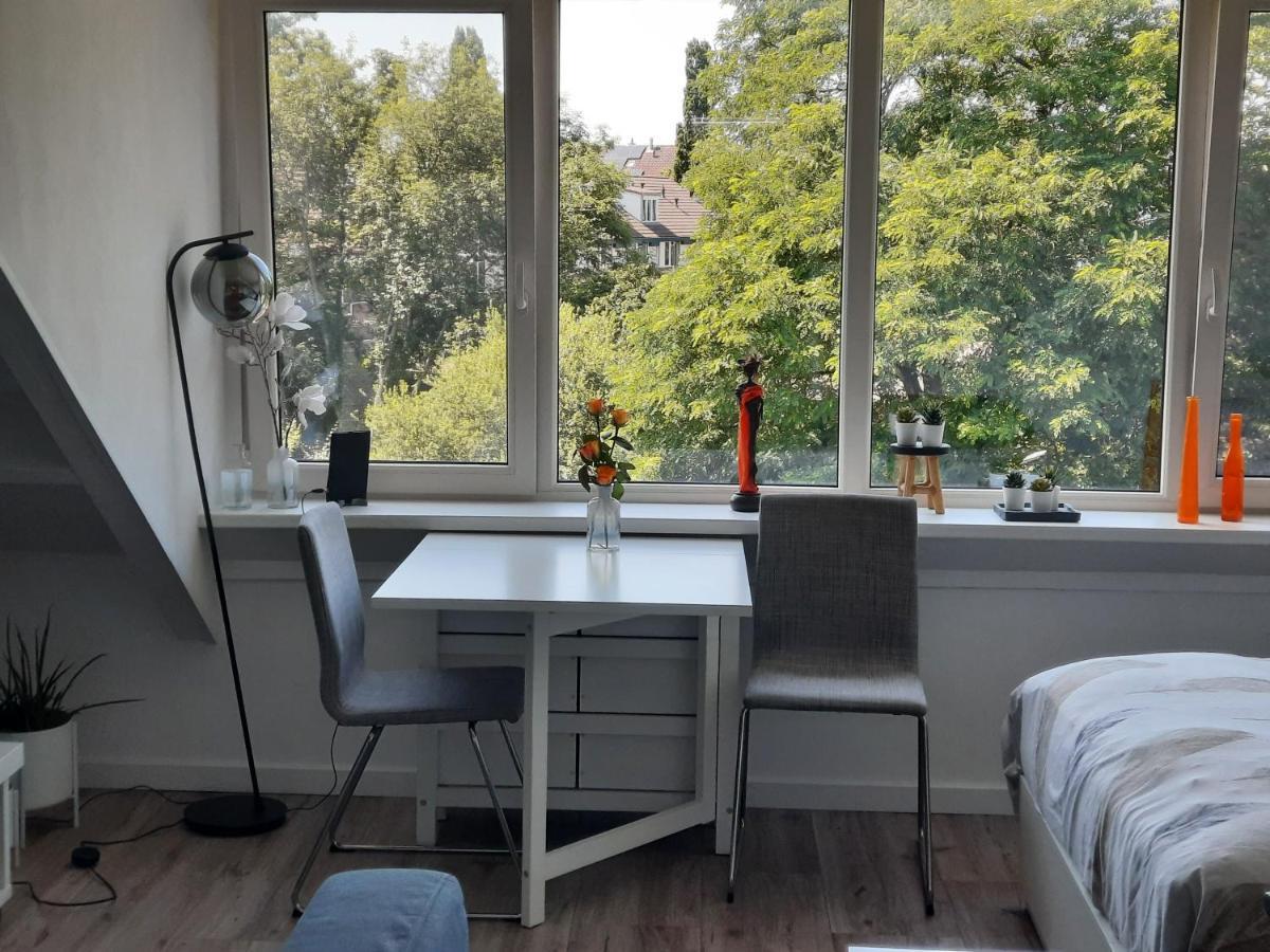Hotel Studio 76 Groningen Met Gratis Leenfietsen Exterior foto